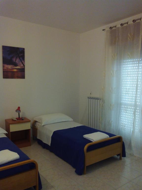 Casa Vacanze Isabella Aliano Exterior foto